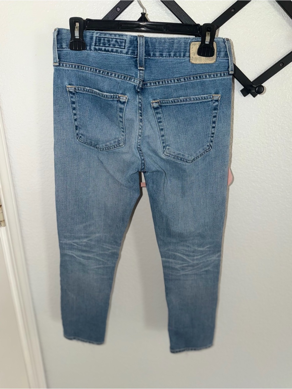 AG Adriano Goldschmied Women’s Light Wash Slim Straight Jeans Size 25R Premium - Picture 3 of 4